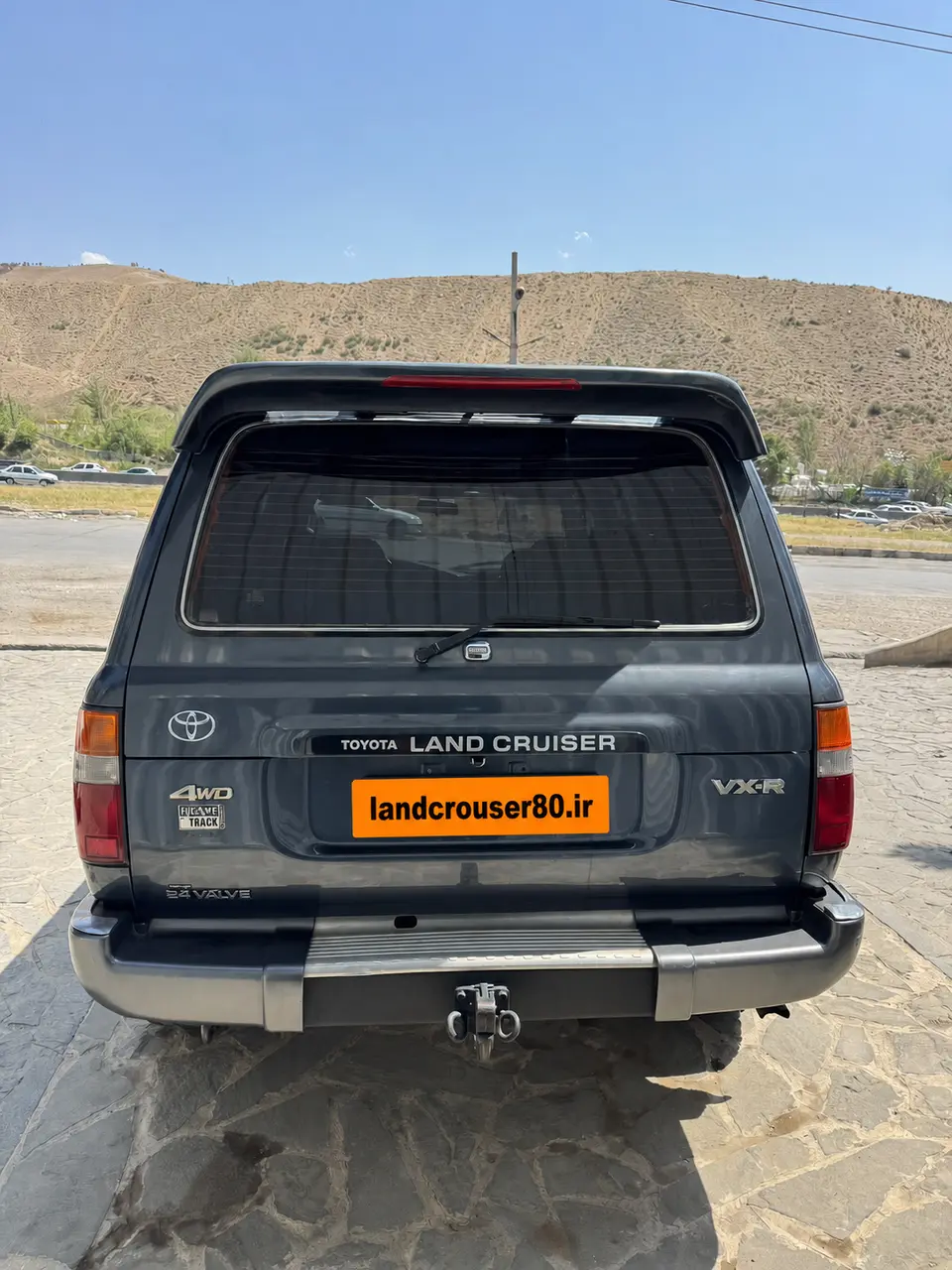 نمای عقب